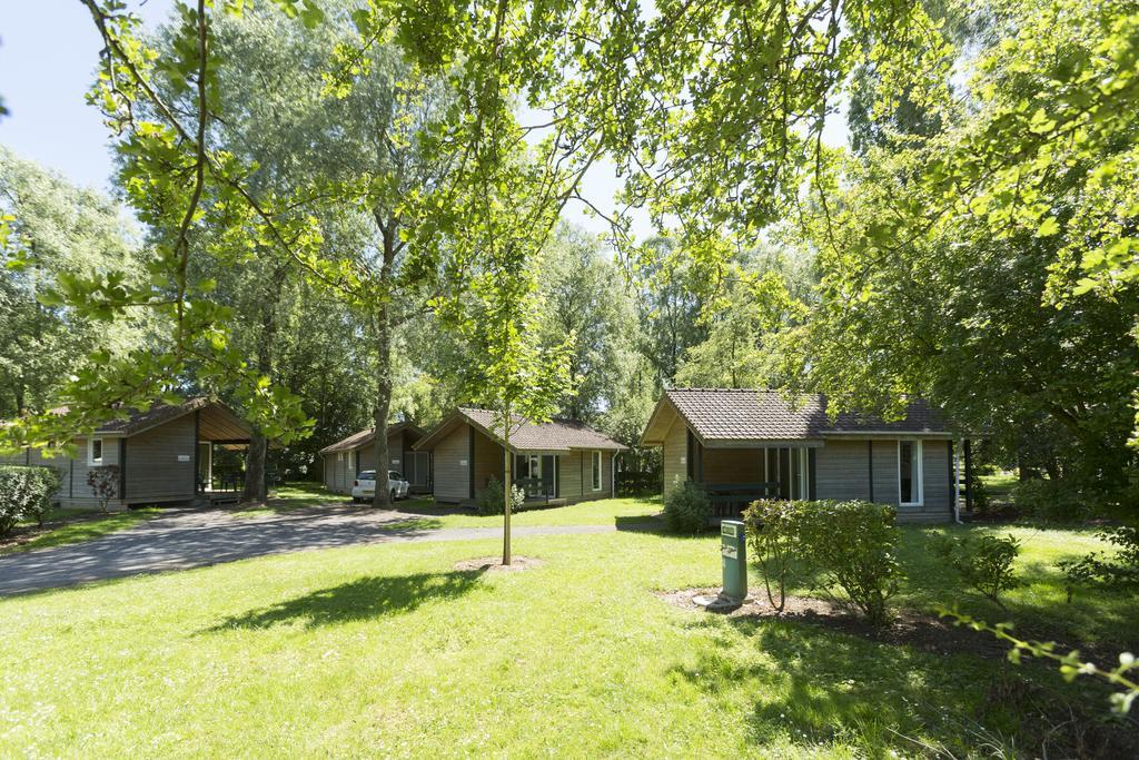 Camping Du Port De Plaisance Péronne Екстериор снимка