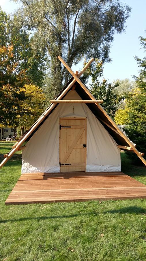 Camping Du Port De Plaisance Péronne Екстериор снимка