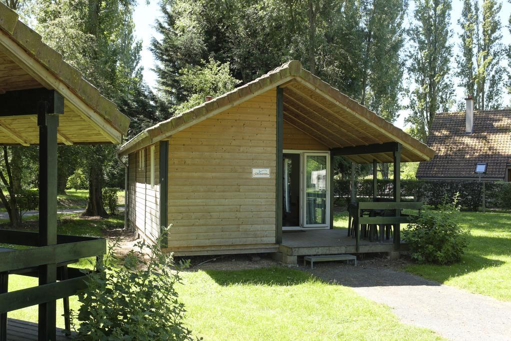 Camping Du Port De Plaisance Péronne Стая снимка